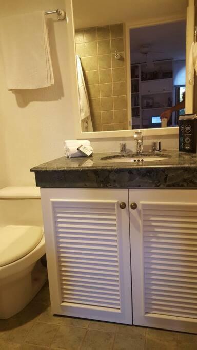 A La Orilla Del Mar Puerto Juarez Apartamento