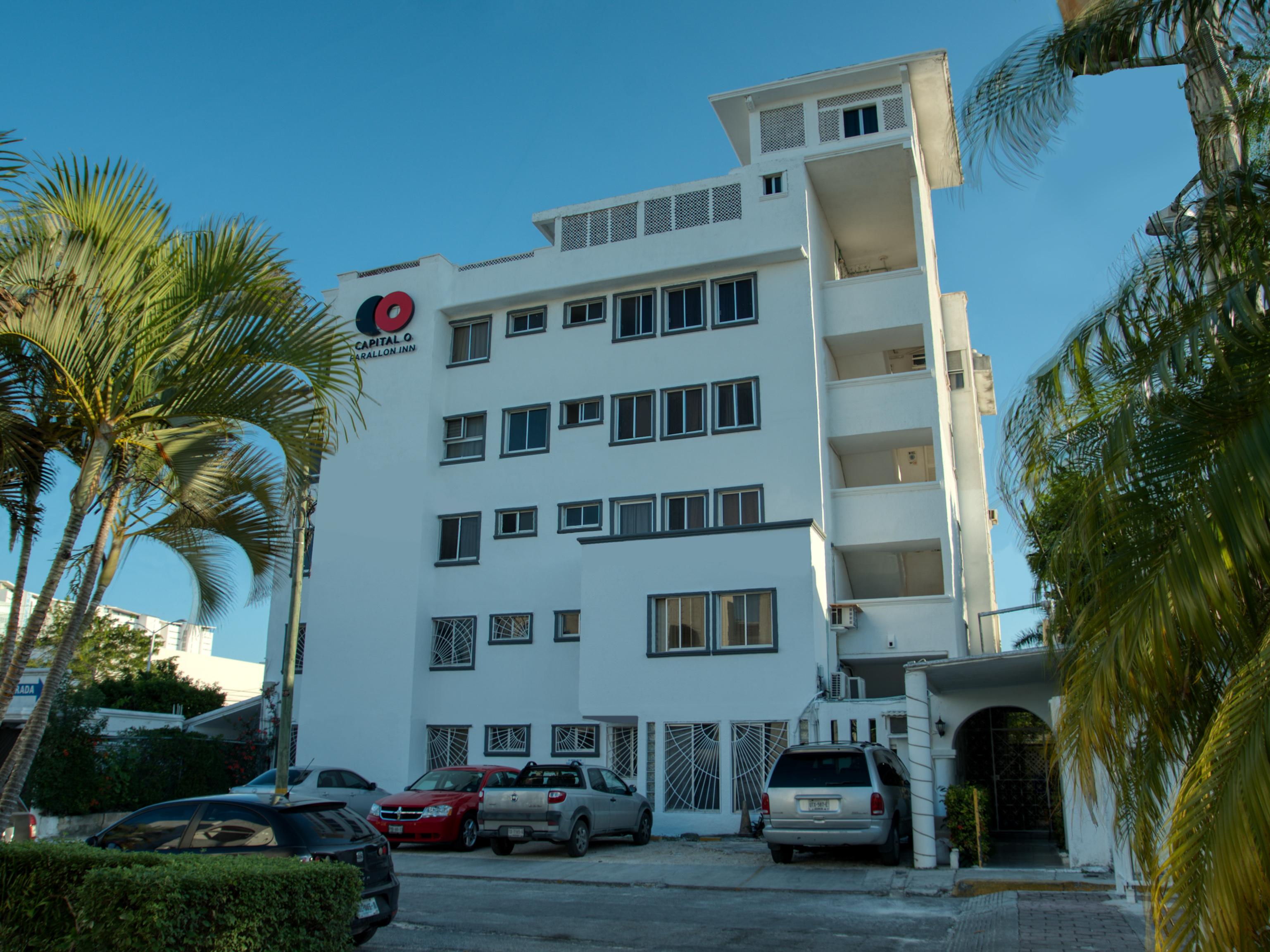 Capital O Farallon Inn, Hotel