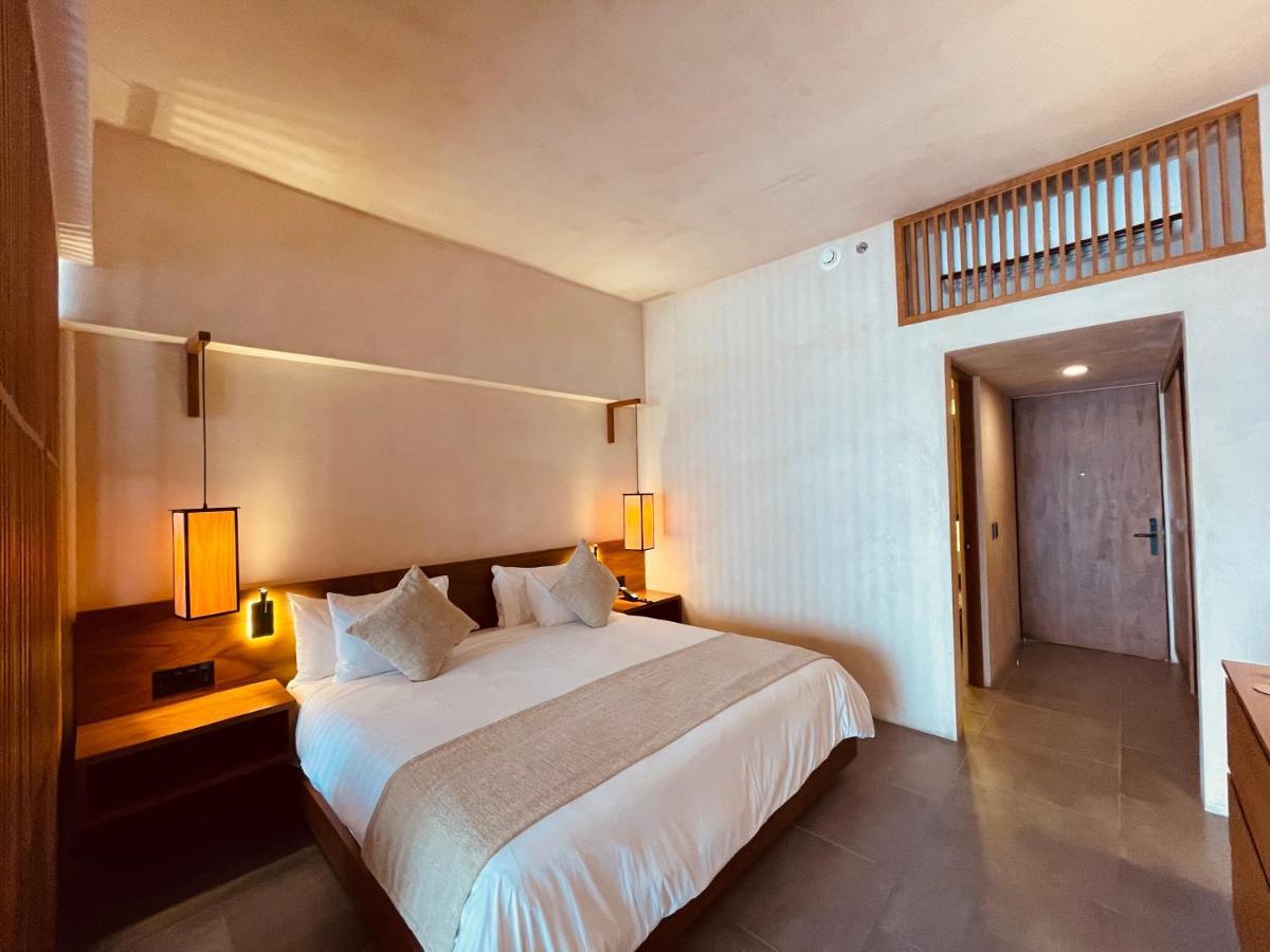 Hive By G 4* Cancún