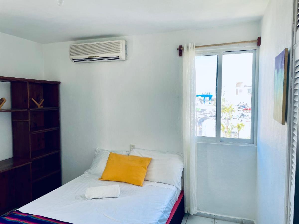 Punta Me & In Punta Sam Ferry Apartamento