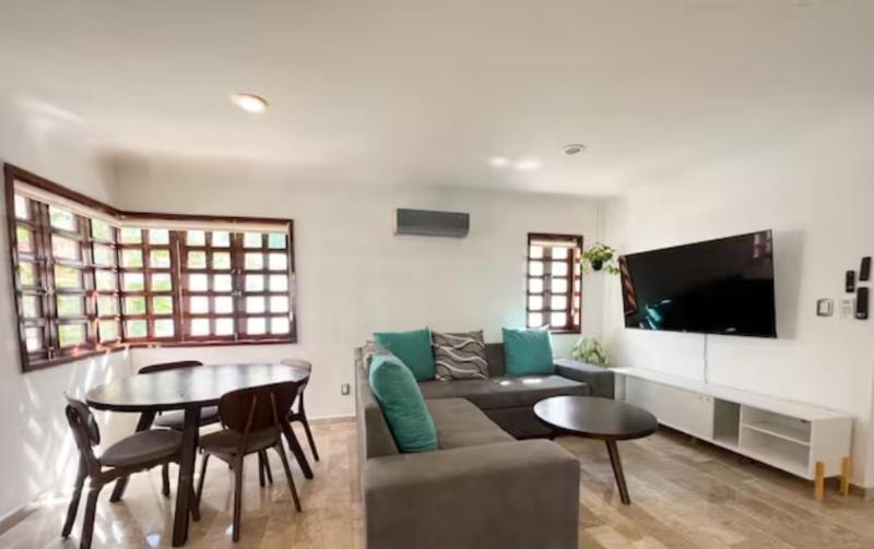 Beautiful Jungle House On A Strategic Location Сasa de vacaciones *