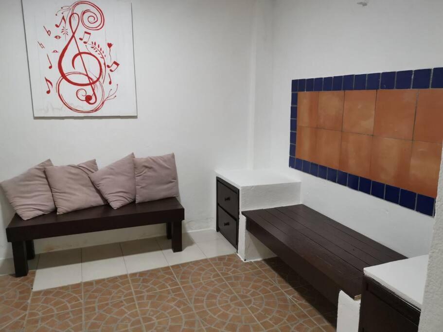 Centric Close To Ado Apartamento *