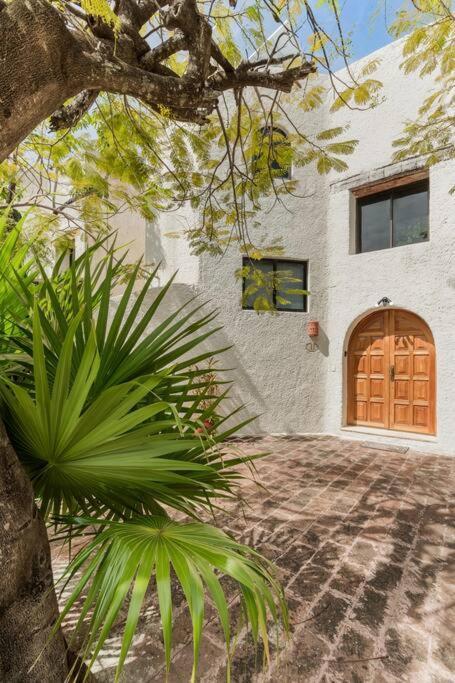 *villa Sicilia Lagoon Front By Casa Paraiso* Cancun