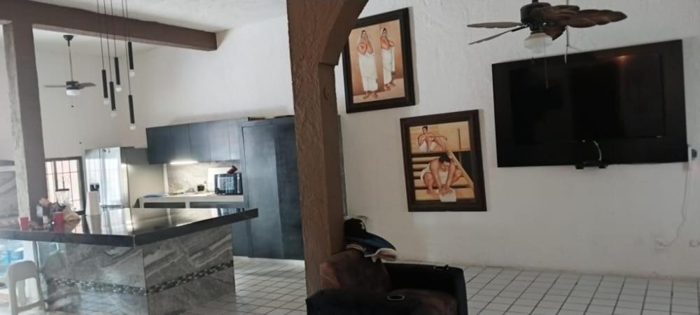 La Casa Jorge & Marvin Guest house *