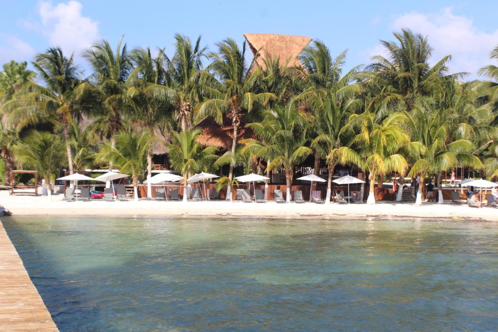 Pensión Casa Nova! Cancún