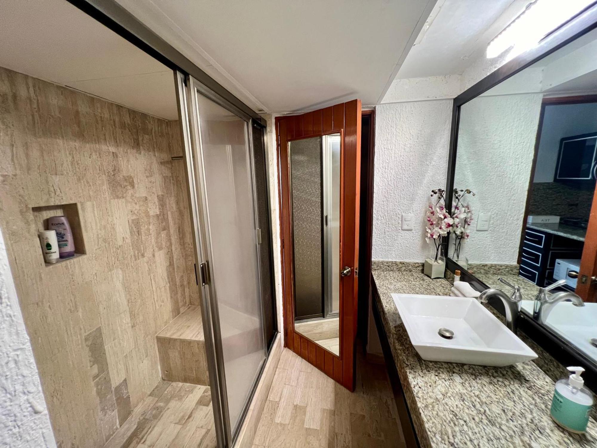 Apartamento Solymar Studio Apt Beachfront With Sunset Views Cancún