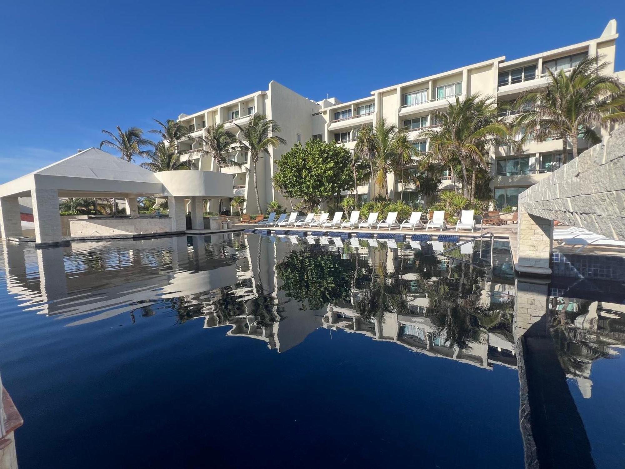 Apartamento Solymar Studio Apt Beachfront With Sunset Views Cancún