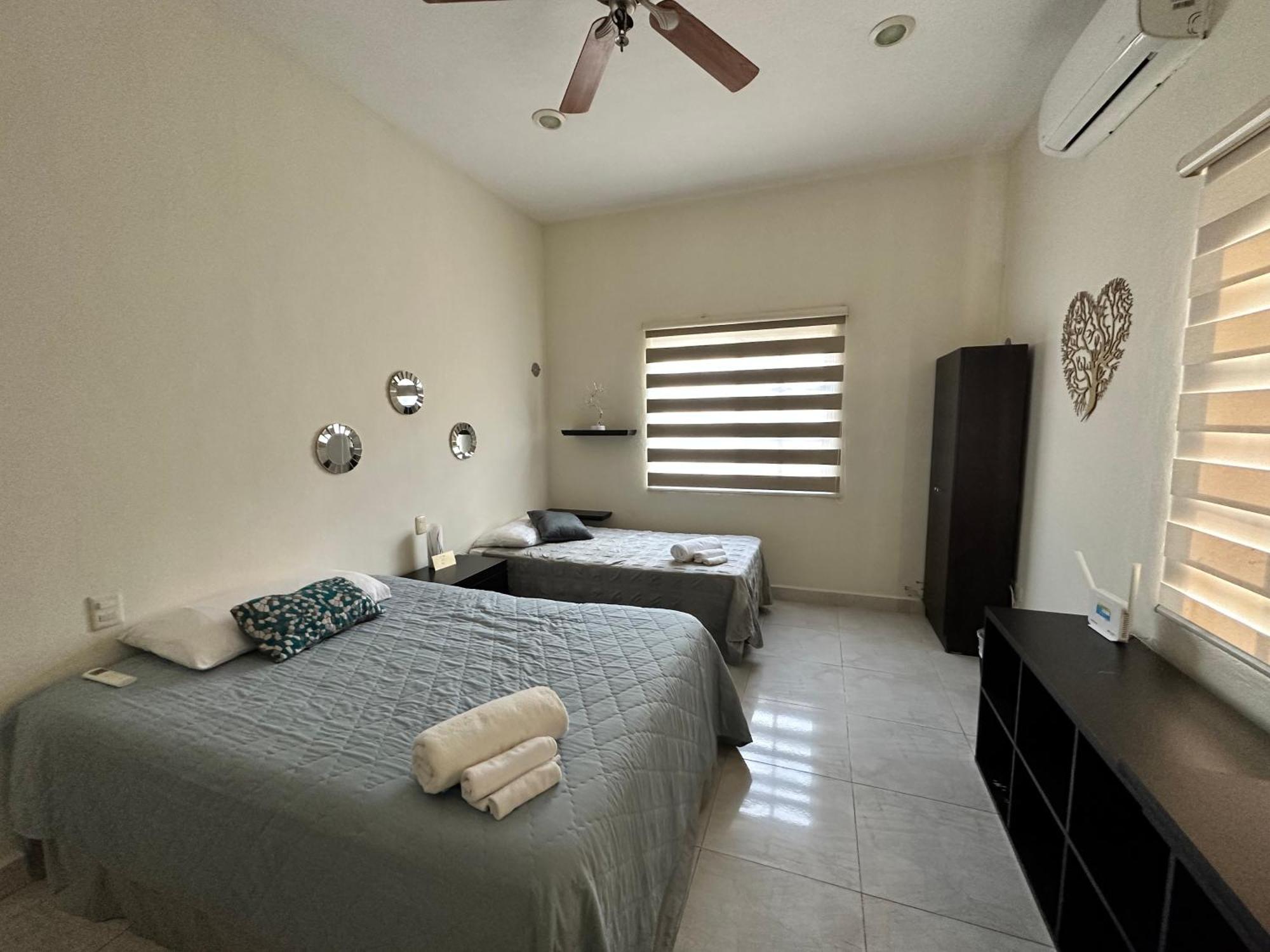 Casa Sasha's Mini Palace Bed and breakfast *