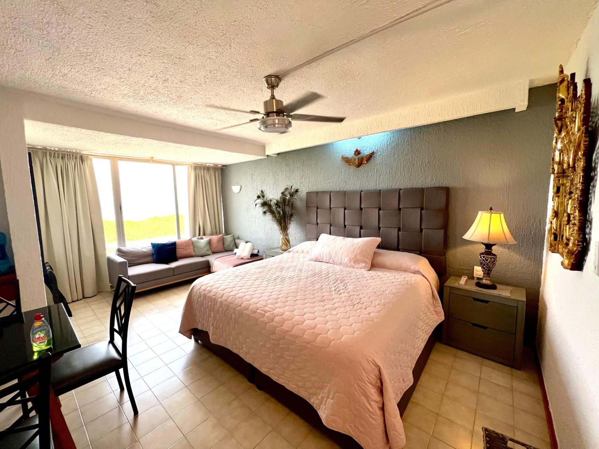 Apartamento Solymar Studio Apt Beachfront With Sunset Views Cancún