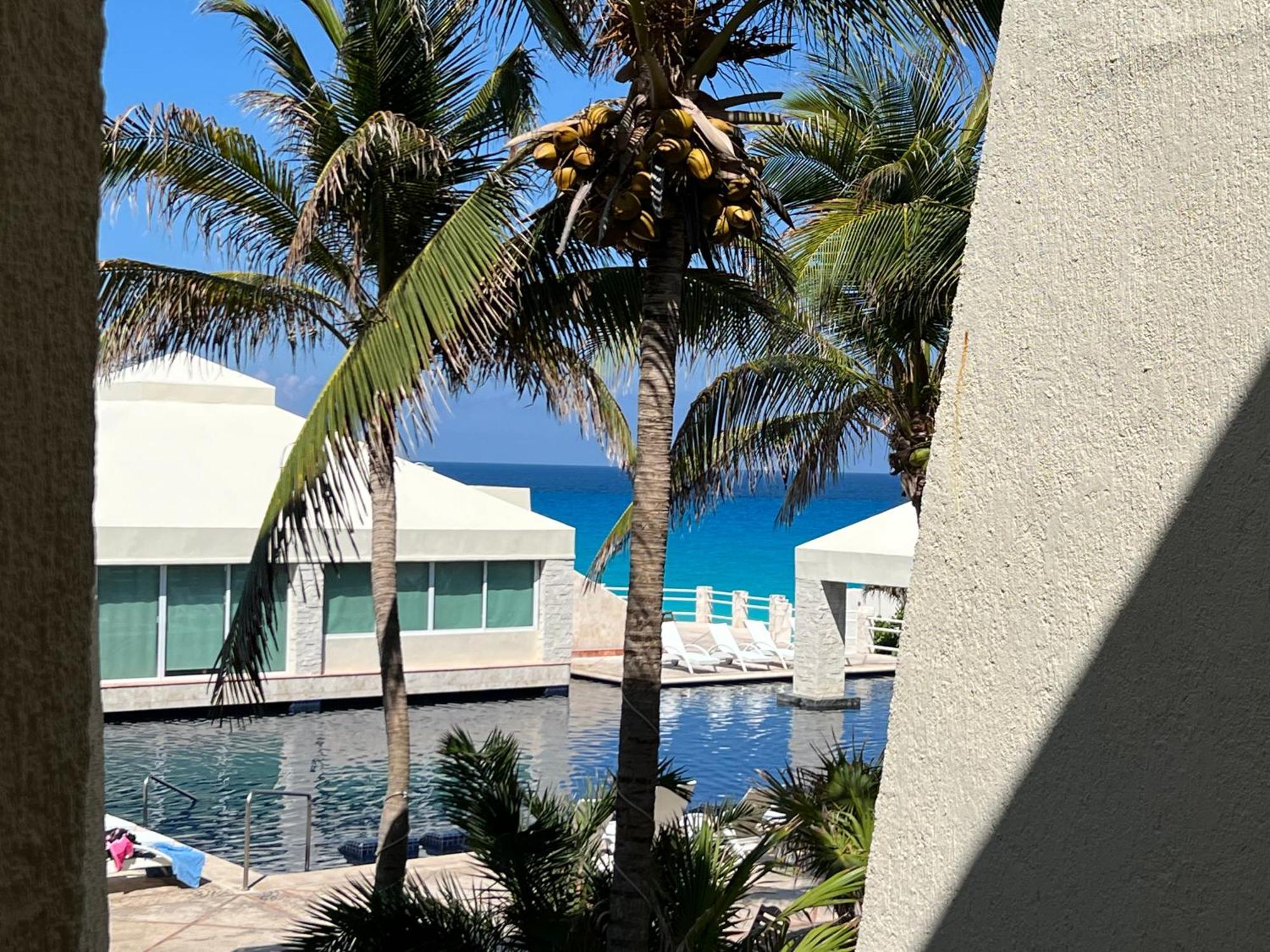 Solymar Studio Apt Beachfront With Sunset Views Apartamento Cancún