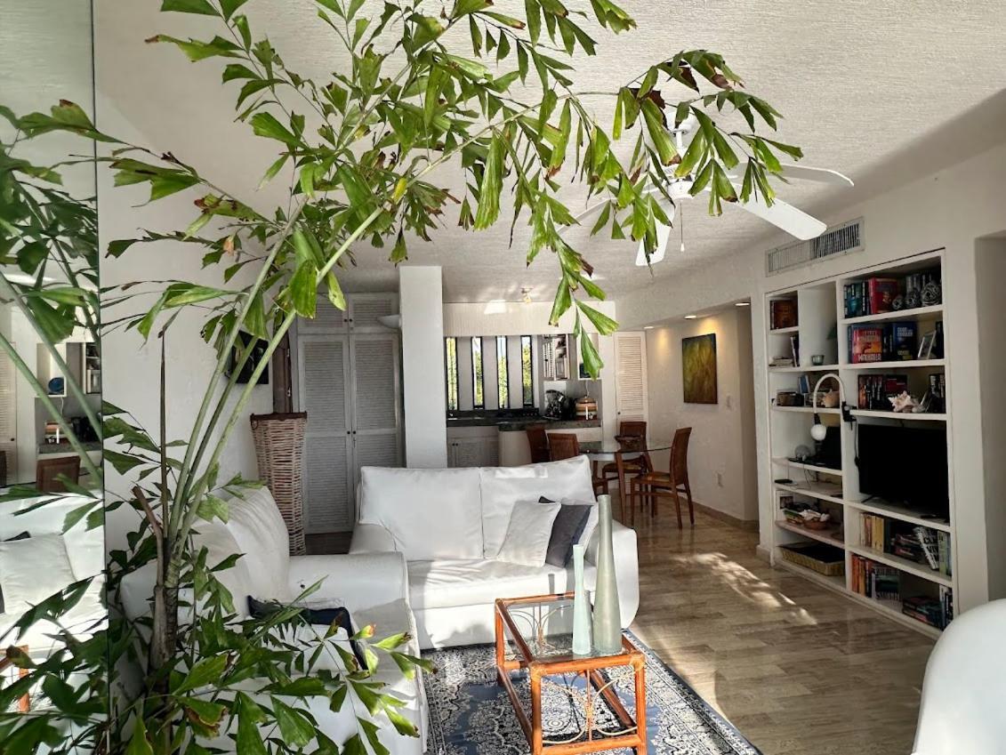 Apartamento A La Orilla Del Mar Puerto Juarez *